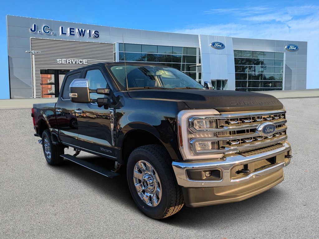 2026 Ford F-350 Super Duty LARIAT