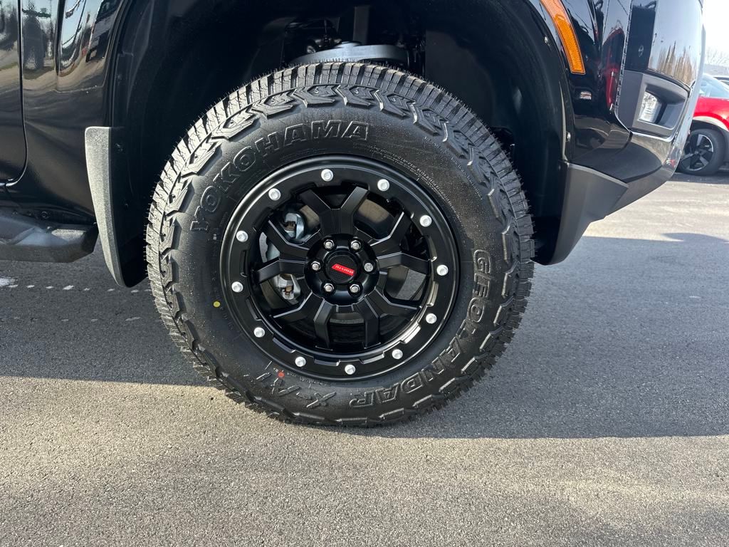2025 Nissan Frontier SV photo