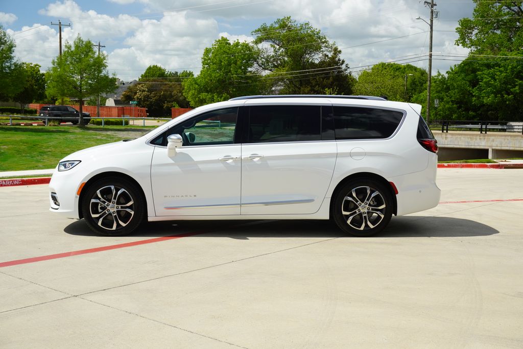 Used Car 2024 Chrysler Pacifica  Pinnacle For Sale Under $50,000 In Weatherford, Texas