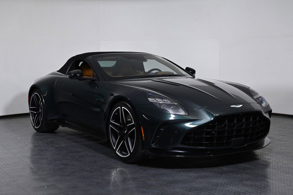 Ghillies Green 2026 Aston Martin Vantage Roadster RWD Convertible Rear-Wheel Drive 8-Speed Automatic