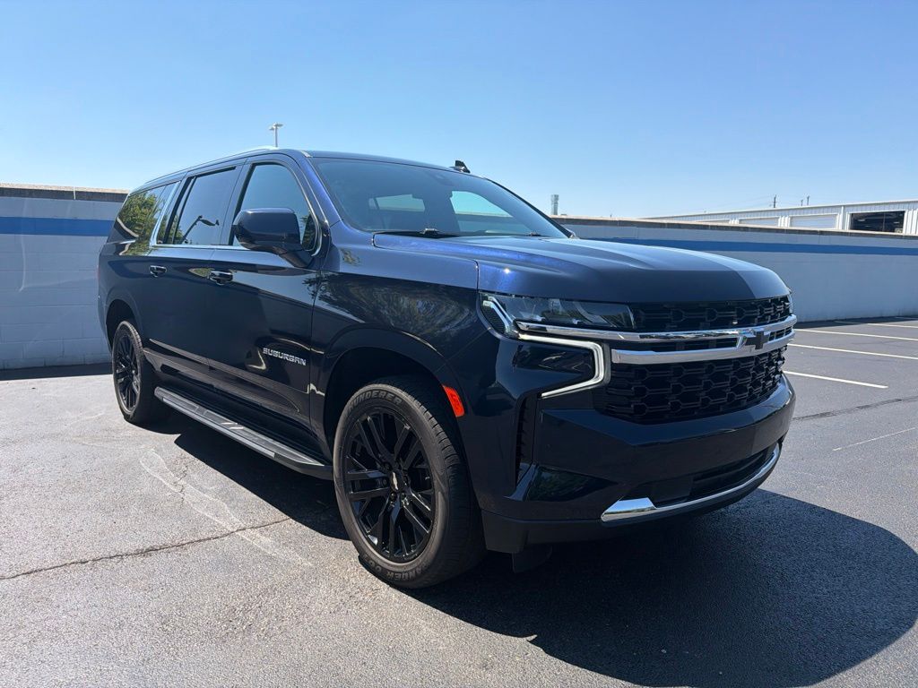 Thumbnail: 2021 Chevrolet Suburban - 7