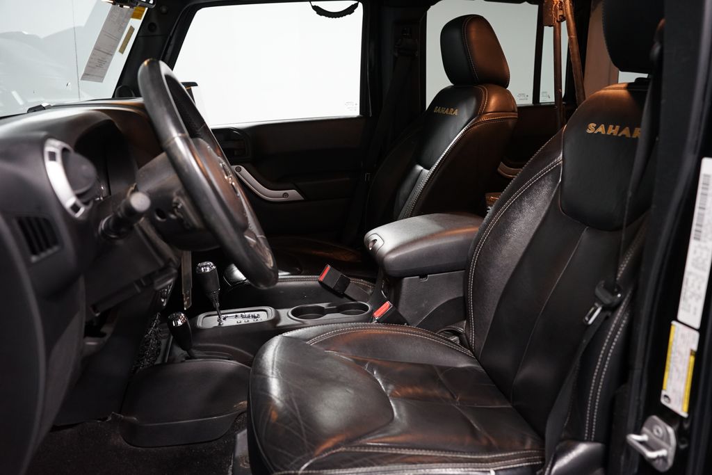 Thumbnail: 2014 Jeep Wrangler - 6