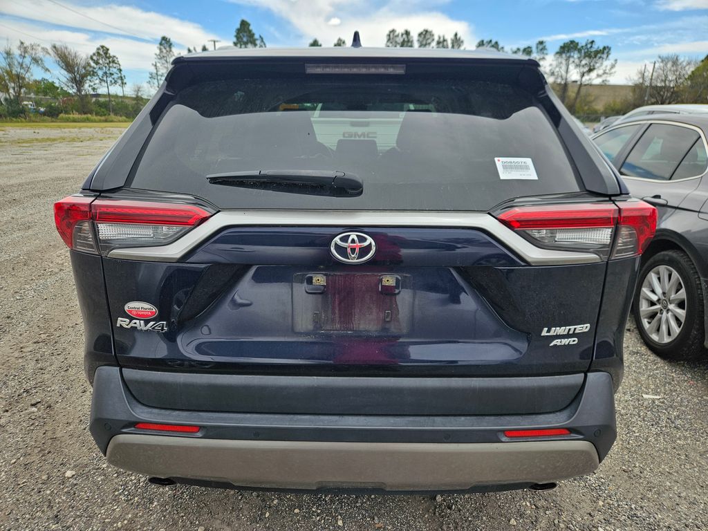 2022 Toyota RAV4 Limited 4