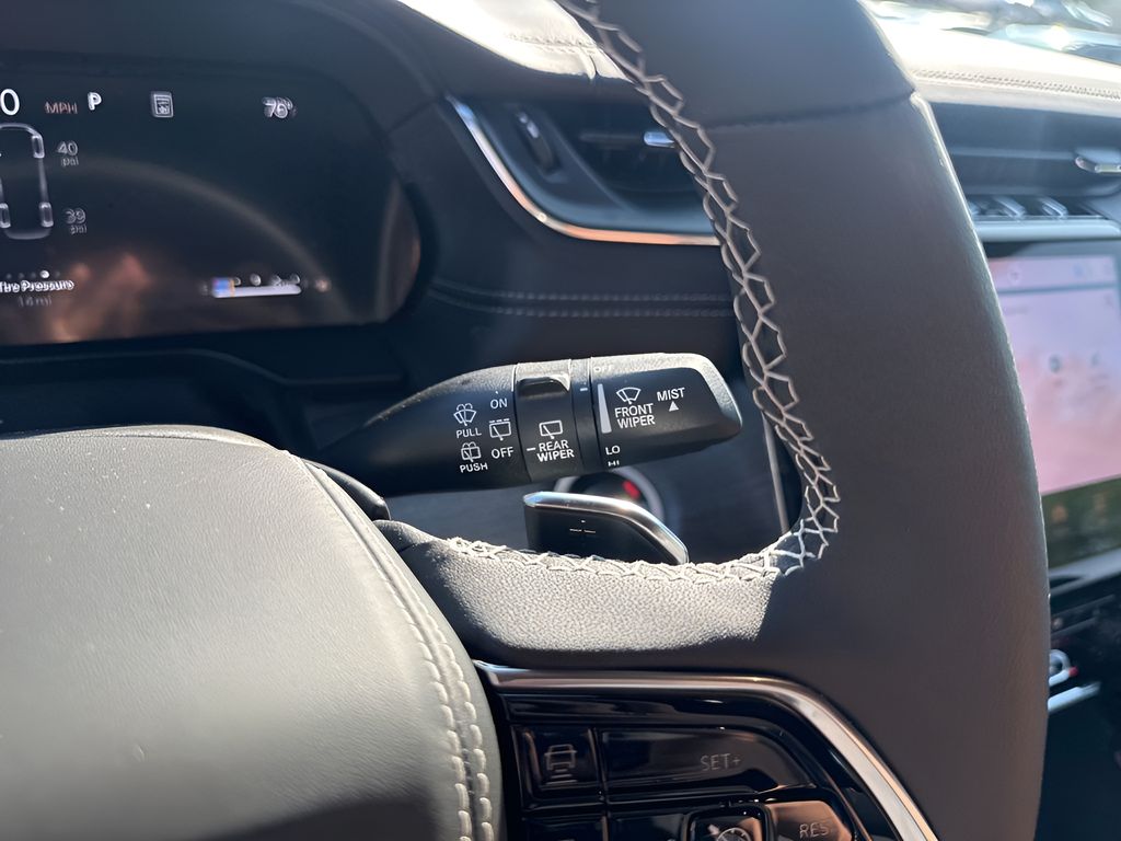 New Car 2025 Jeep Grand Cherokee L  Overland For Sale Under $60,000 In Austin, Texas