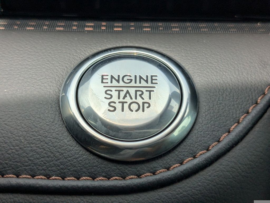 2025 Lincoln Nautilus Hybrid Premiere