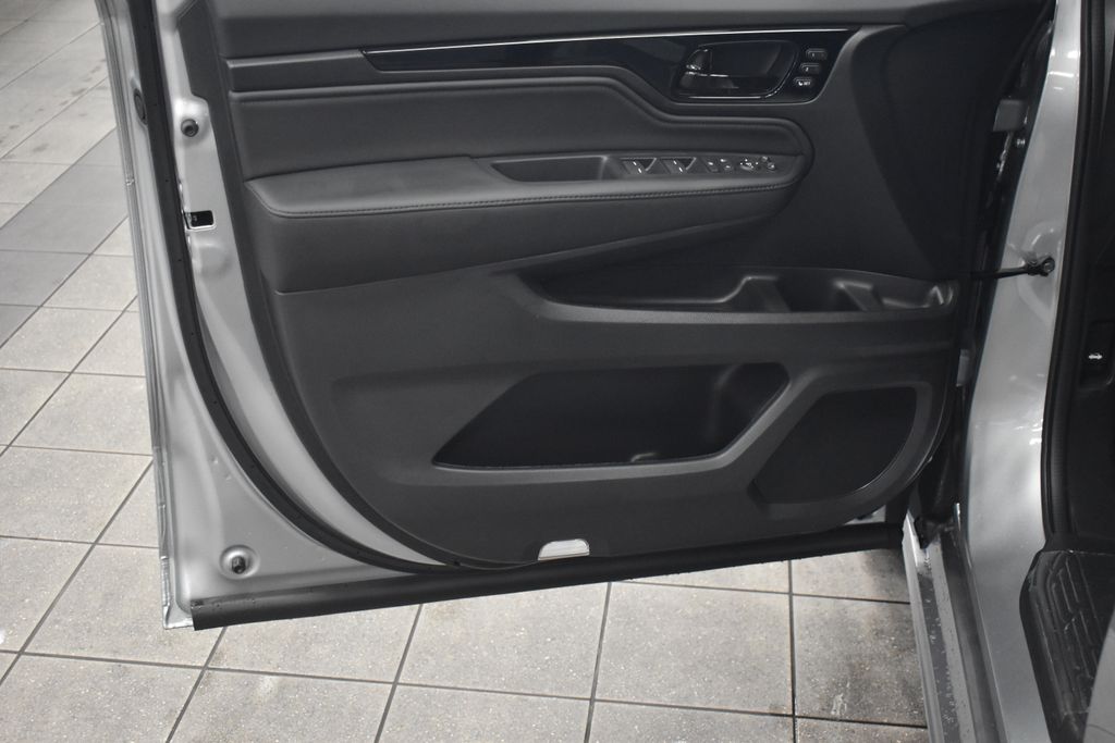 Thumbnail: 2026 Honda Odyssey - 8