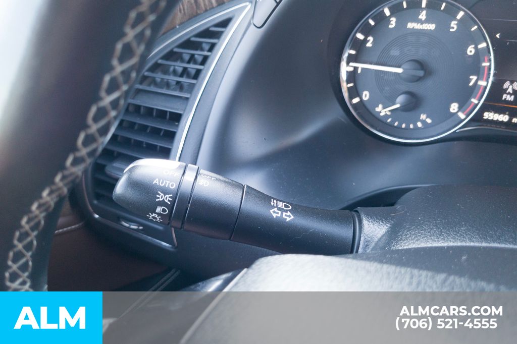 Used 2022 Blue INFINITI Premium Select image 36