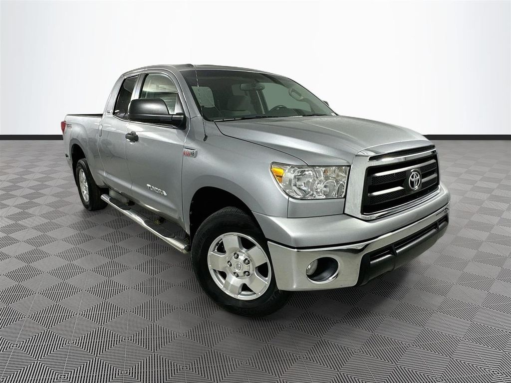 2012 Toyota Tundra Tundra Grade Double Cab 5.7L 4WD