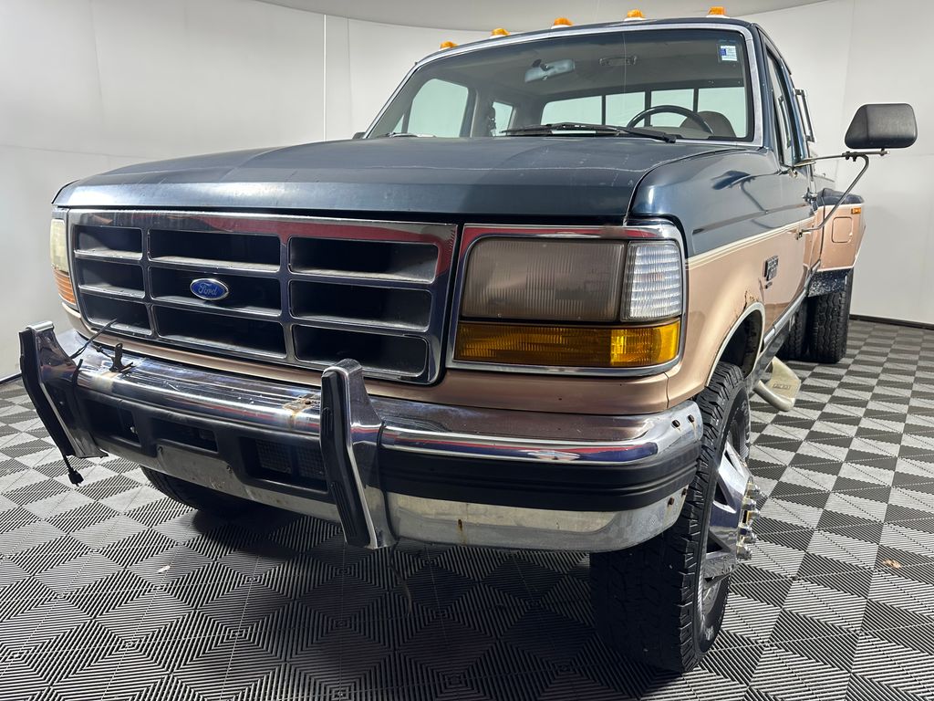 1994 Ford F-250 Pickup Truck Four-Wheel Drive 4-Speed Automatic