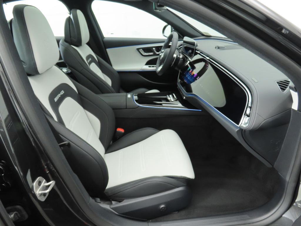 Thumbnail: 2026 Mercedes-Benz E-Class - 20