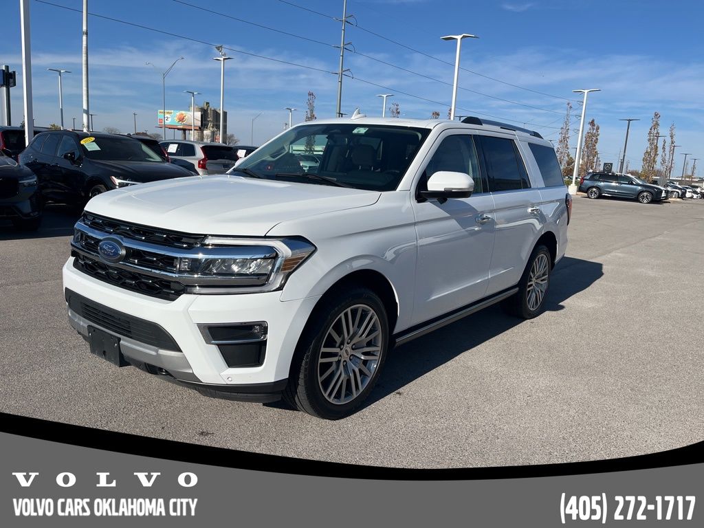 2023 Ford Expedition Limited's photo