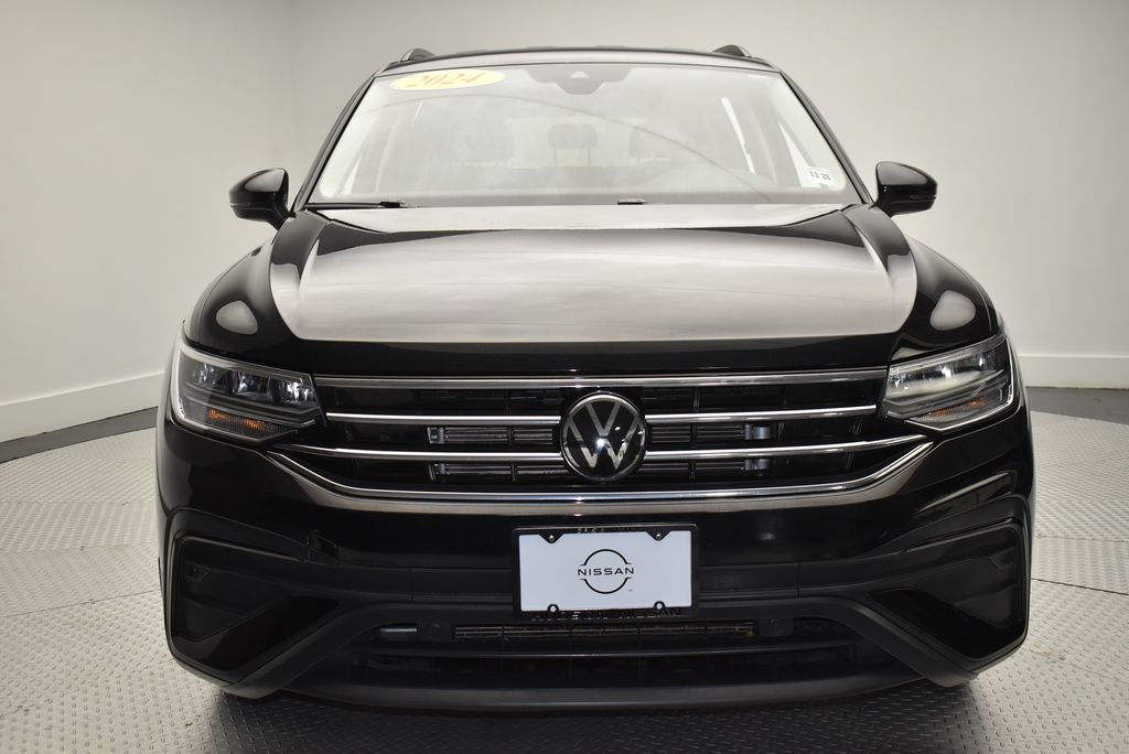 Thumbnail: 2024 Volkswagen Tiguan - 2