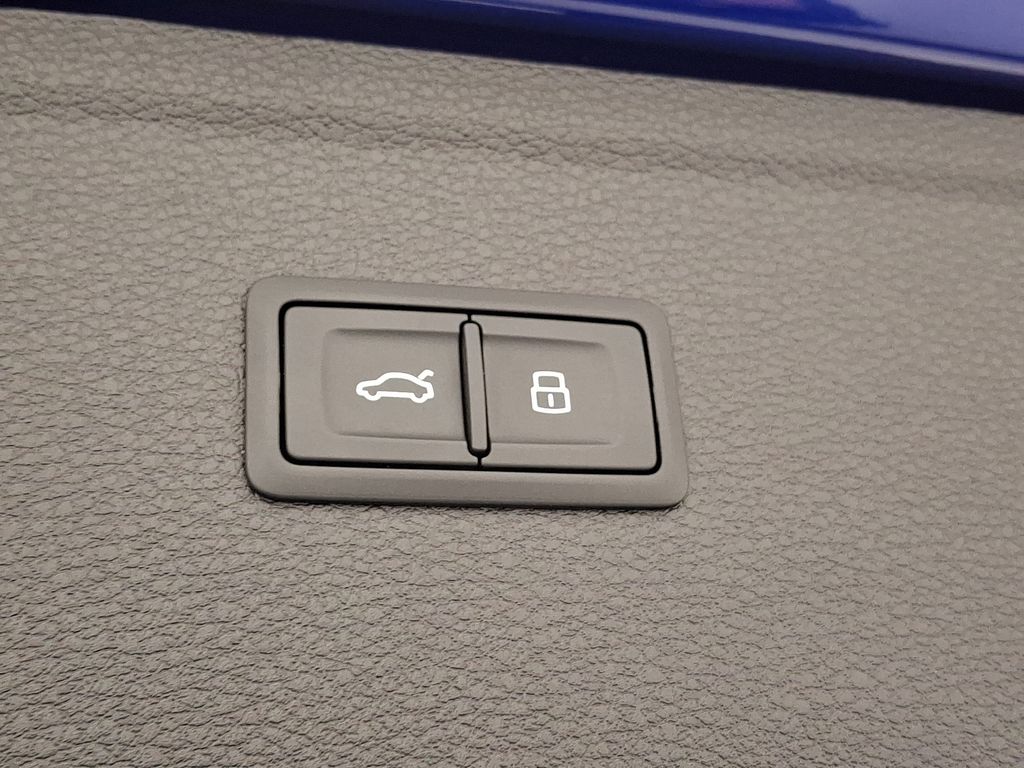 2022 Audi SQ5 Premium Plus 29