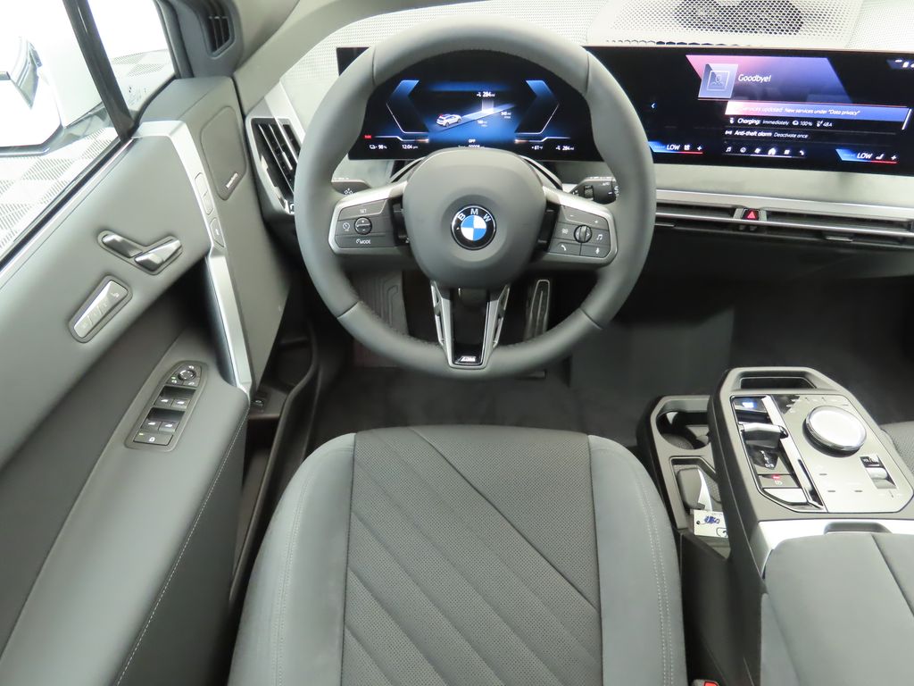 Thumbnail: 2026 BMW iX - 10