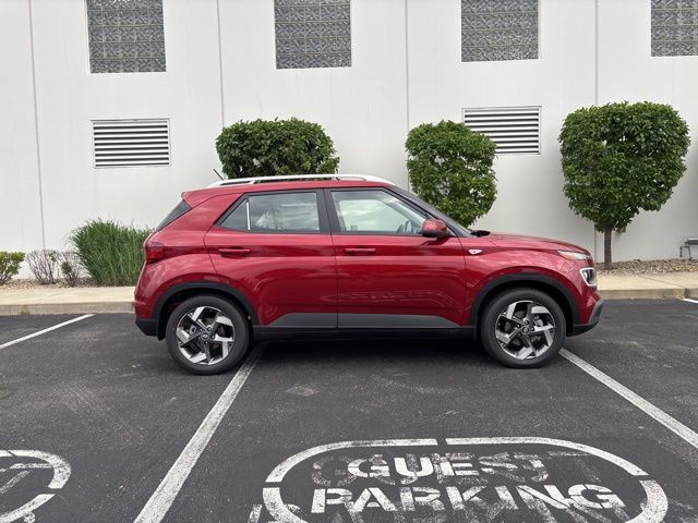 Thumbnail: 2025 Hyundai Venue - 4