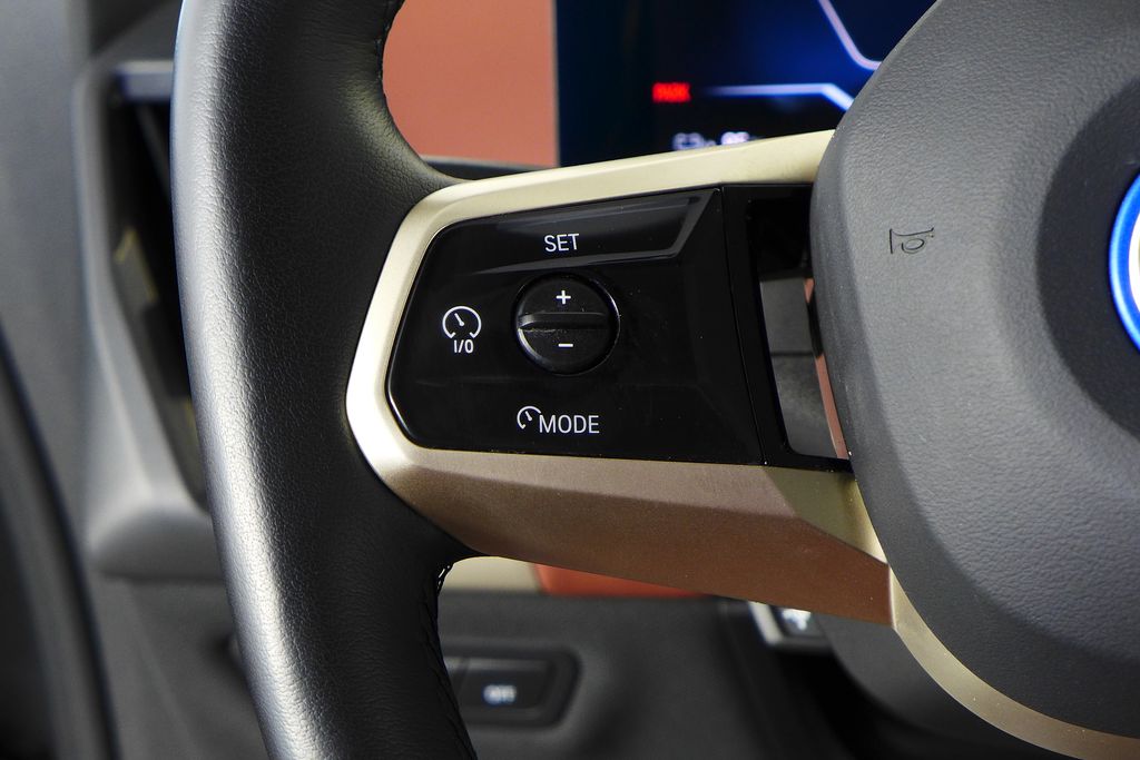 Thumbnail: 2024 BMW iX - 28