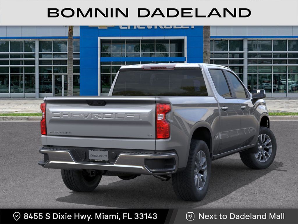 View vehicle photo 5