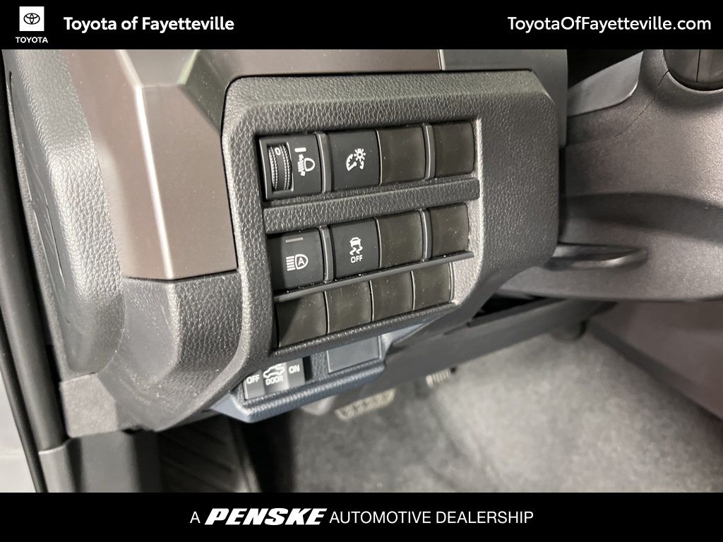 2025 Toyota Tacoma SR5 27