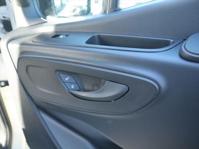 Thumbnail: 2026 Mercedes-Benz Sprinter - 22