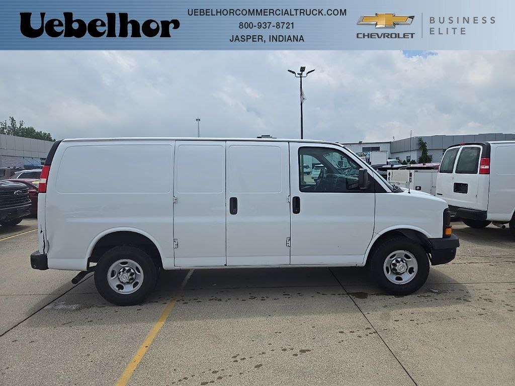 2015 Chevrolet Express Cargo 2500 RWD