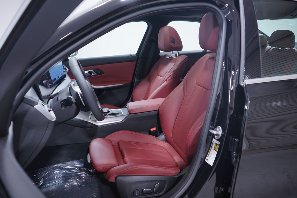 Thumbnail: 2025 BMW 3 Series - 7