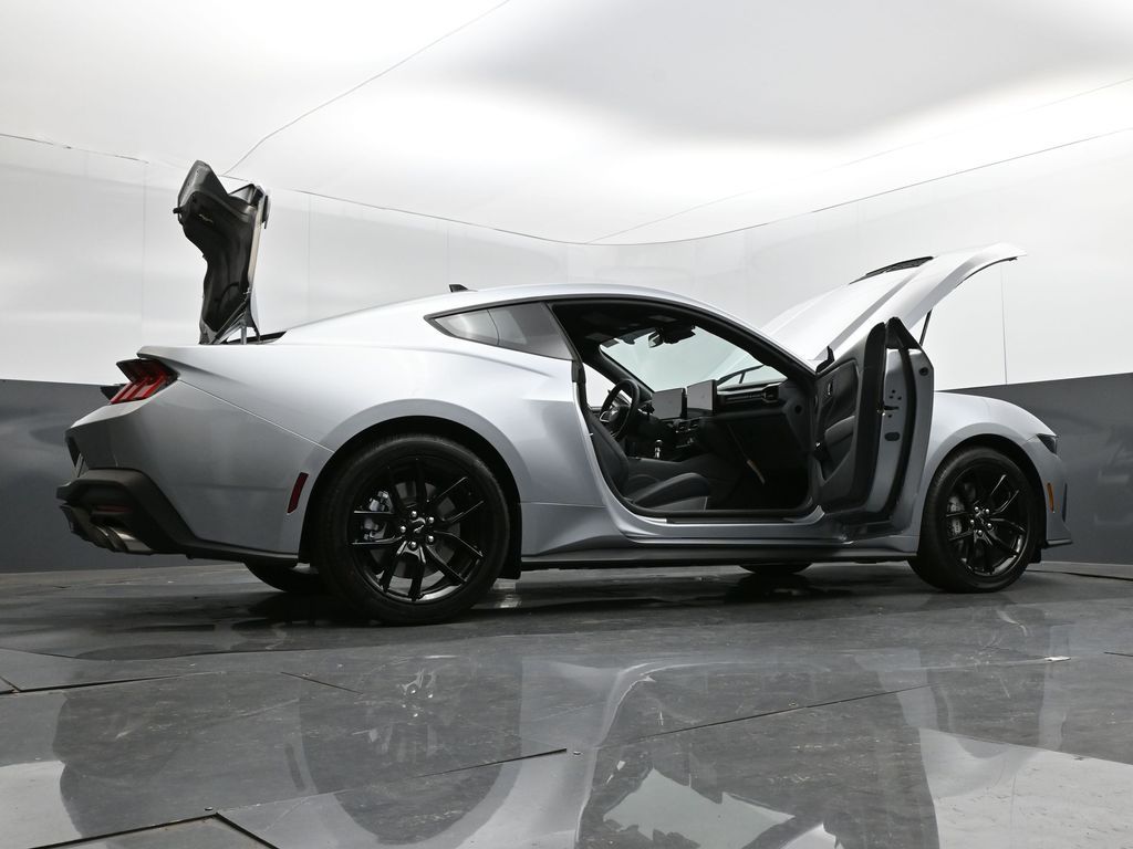 2025 Ford Mustang GT Fastback