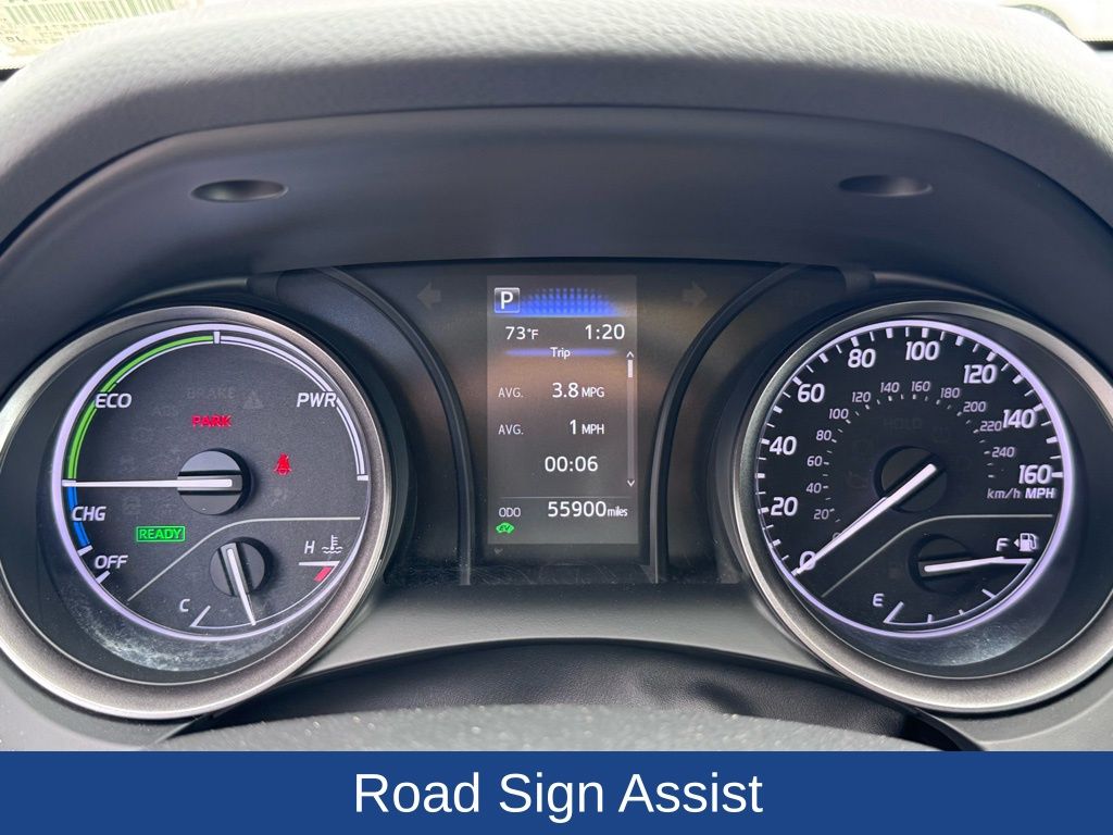 2021 Toyota Camry SE Hybrid