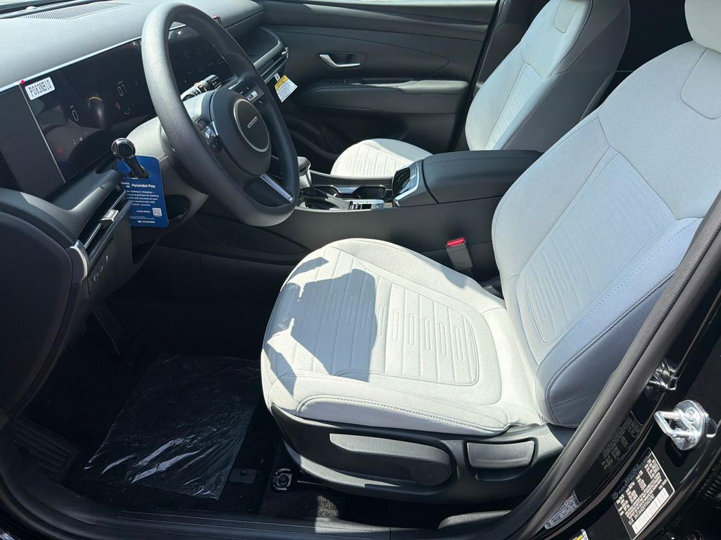 New 2026 Black Hyundai SE image 11