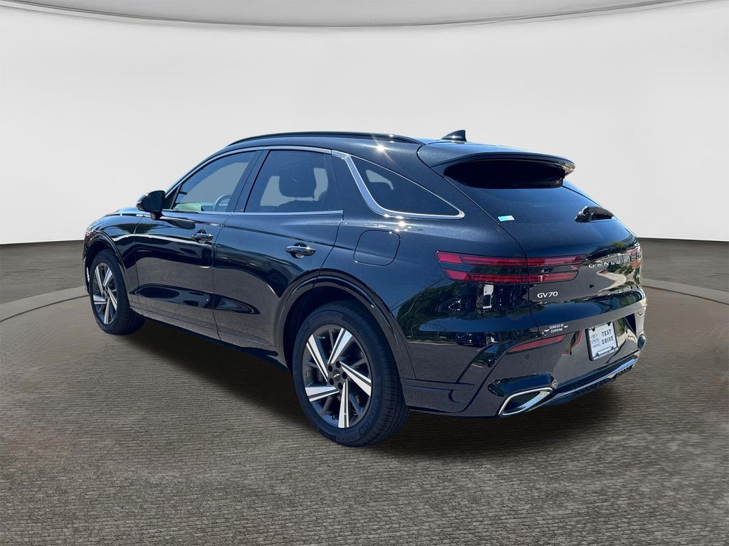 2026 GENESIS GV70 Sport Advanced - Photo 6