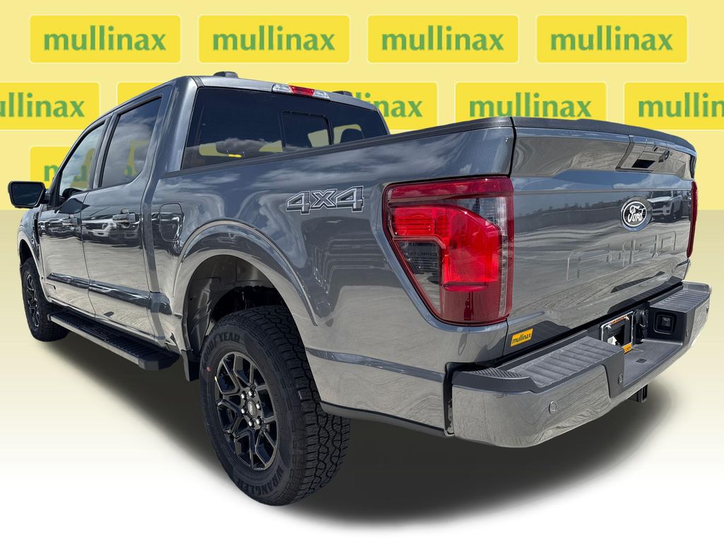 New 2026 Gray Ford XLT image 4