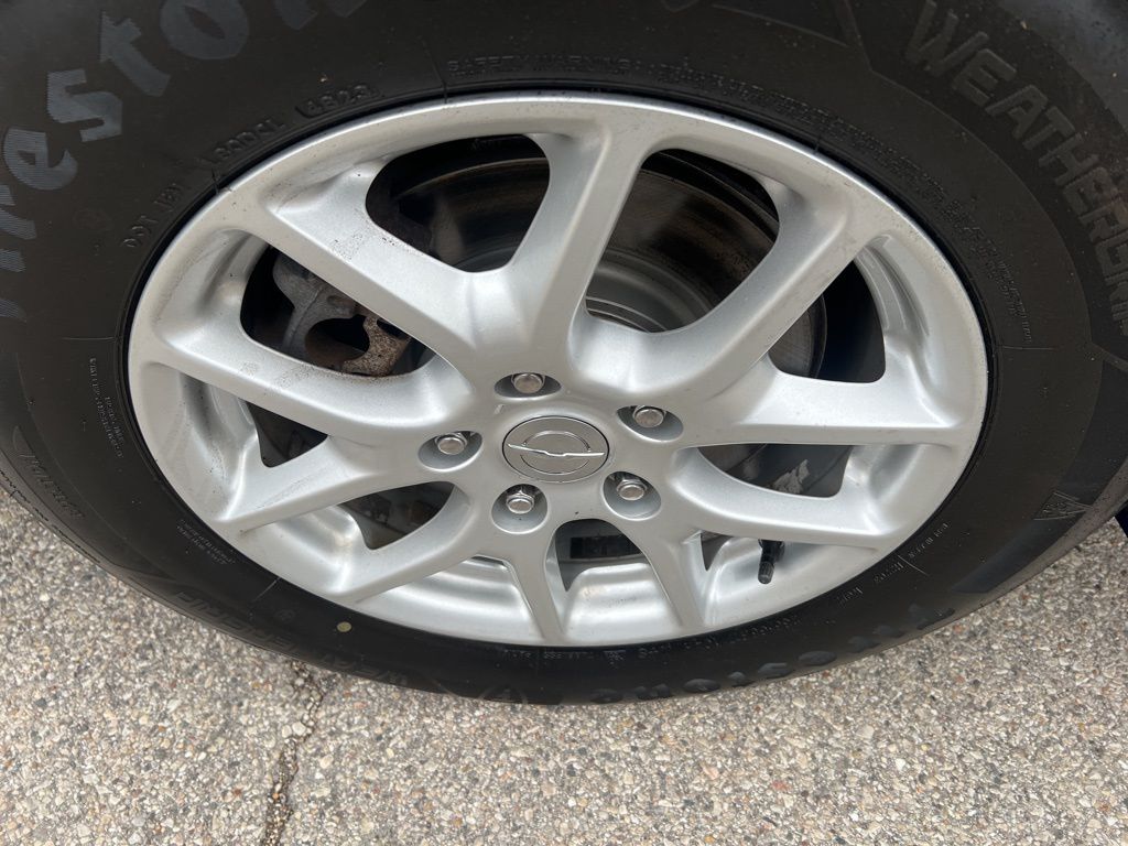 2020 Chrysler Pacifica Touring photo