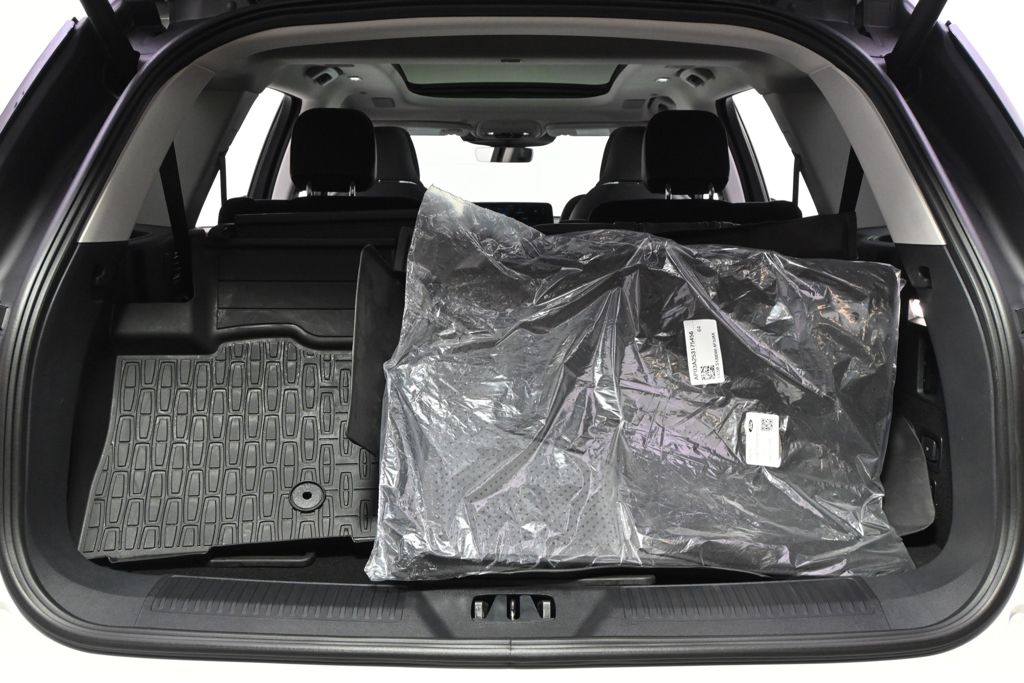 New 2026 White Lincoln Reserve image 20