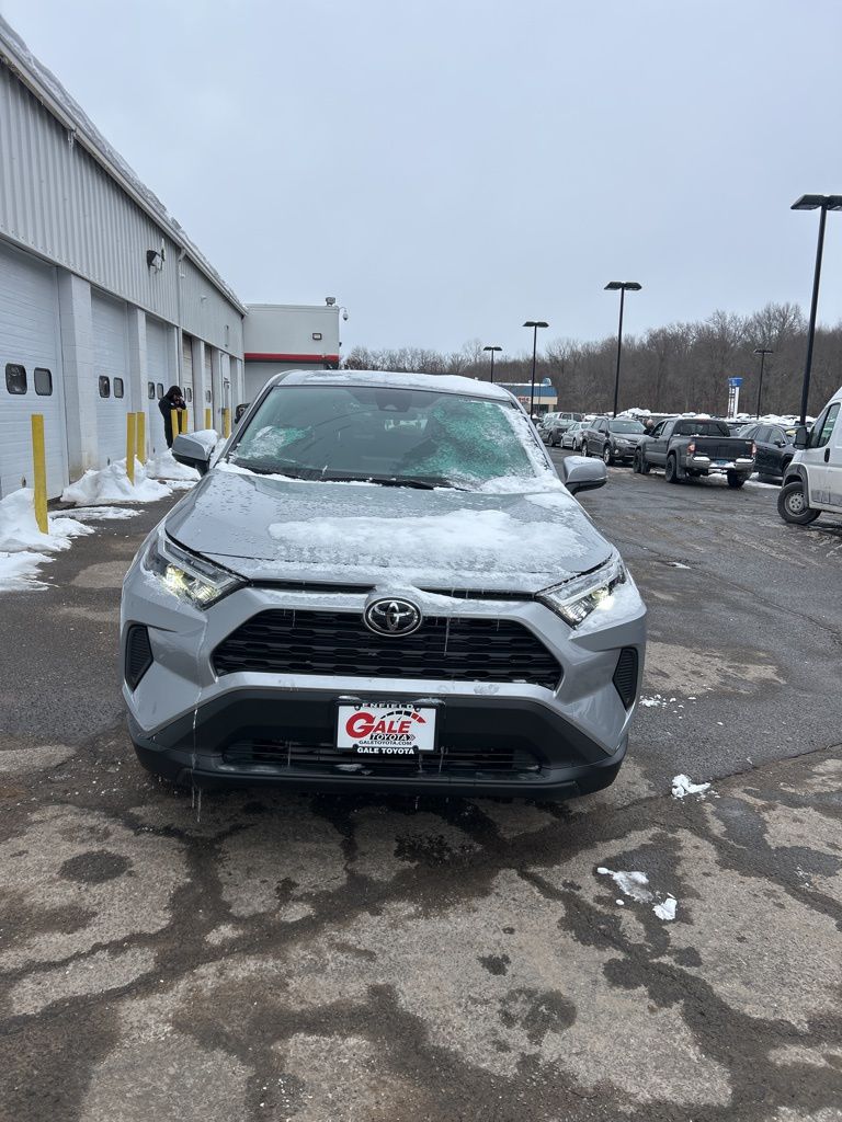 2025 Toyota RAV4 LE AWD