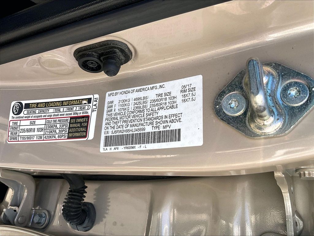 2017 Honda CR-V — photo 35
