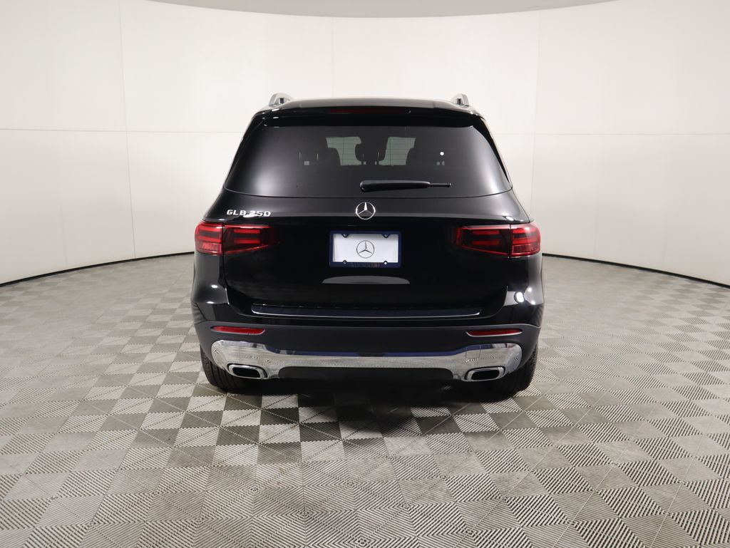 Thumbnail: 2026 Mercedes-Benz GLB - 6