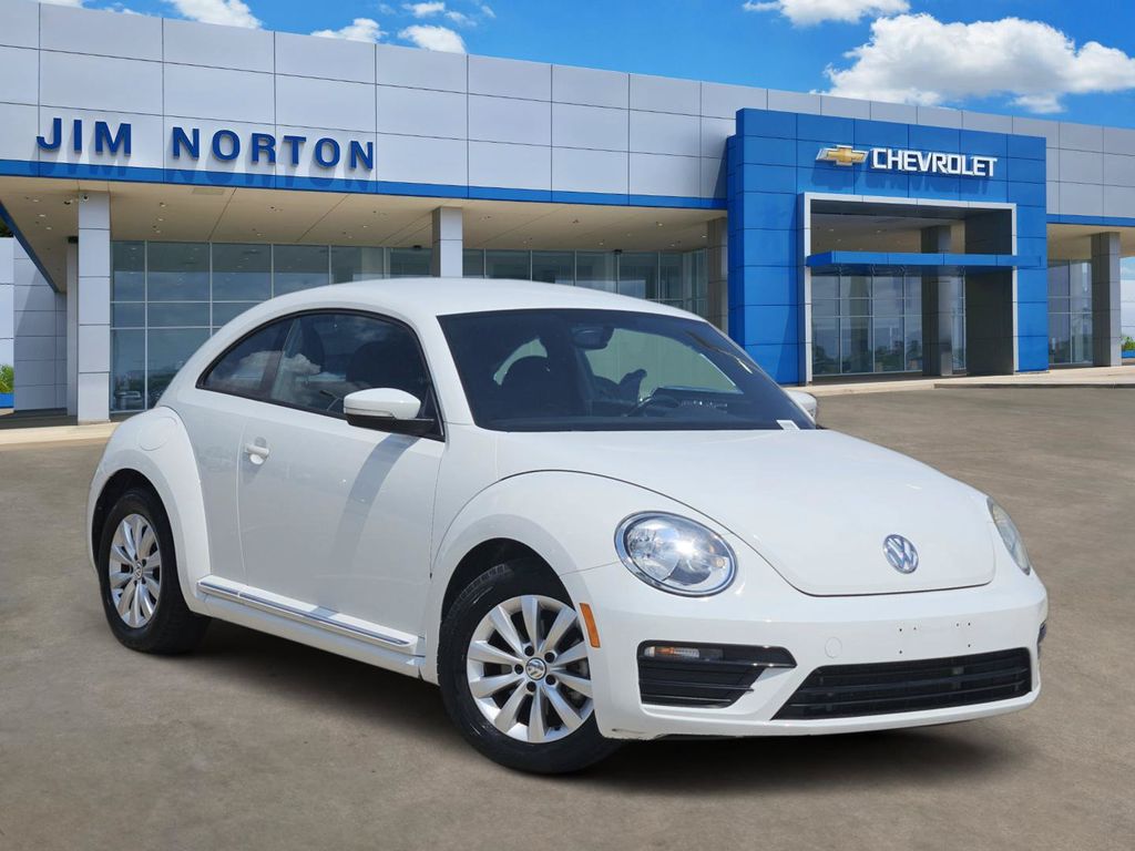 2019 Volkswagen Beetle 2.0T S Hatchback FWD