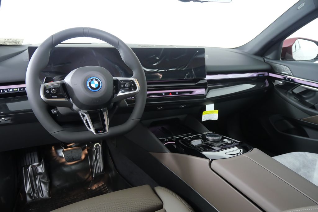 2025 BMW i5 eDrive40 21