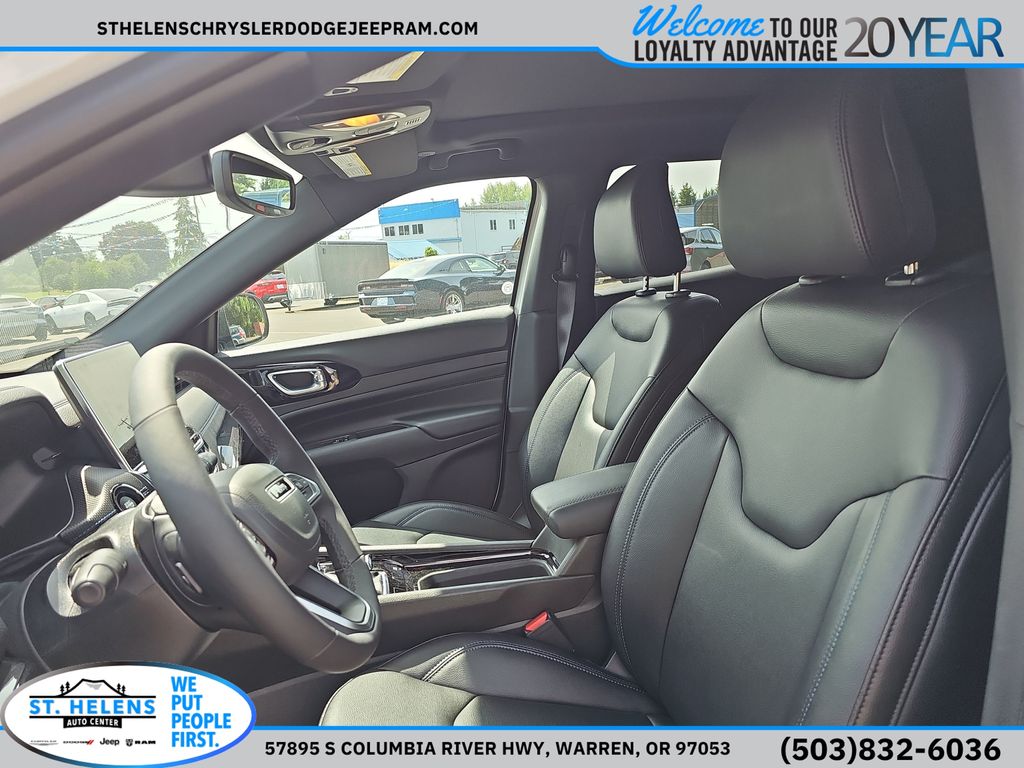 2025 Jeep Compass Limited - Photo 14