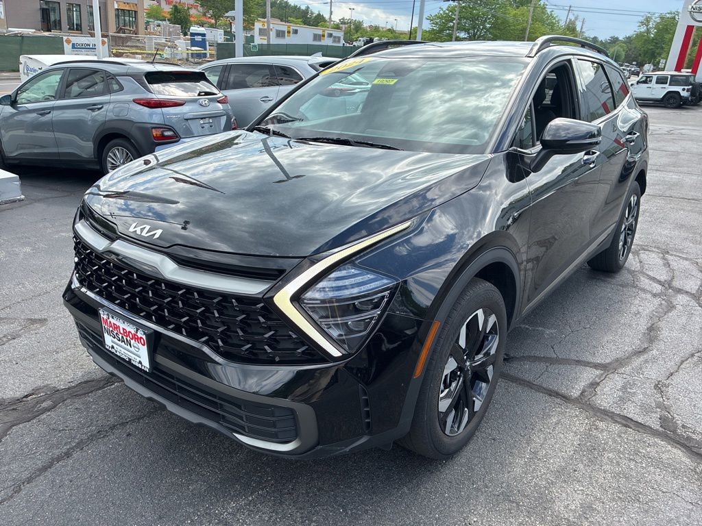 View vehicle photo 3