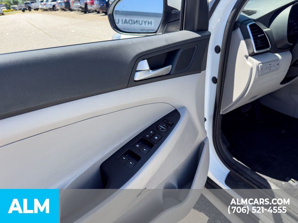 Used 2019 White Pearl Hyundai Sport image 12