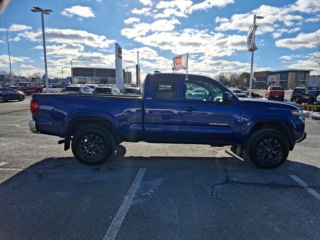 2022 Toyota Tacoma SR5 7