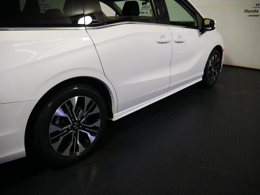 Thumbnail: 2026 Honda Odyssey - 4