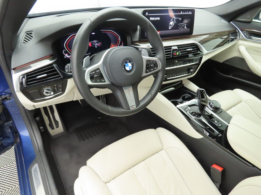 2022 BMW 5 Series 540i 9