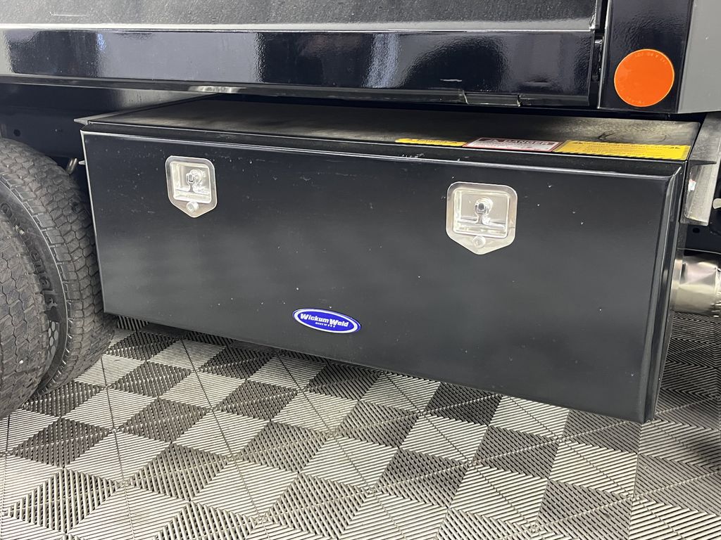 2025 Ford F-550 Super Cab DRW 4WD Crysteel Dump Truck for sale #9F0357 - photo 27