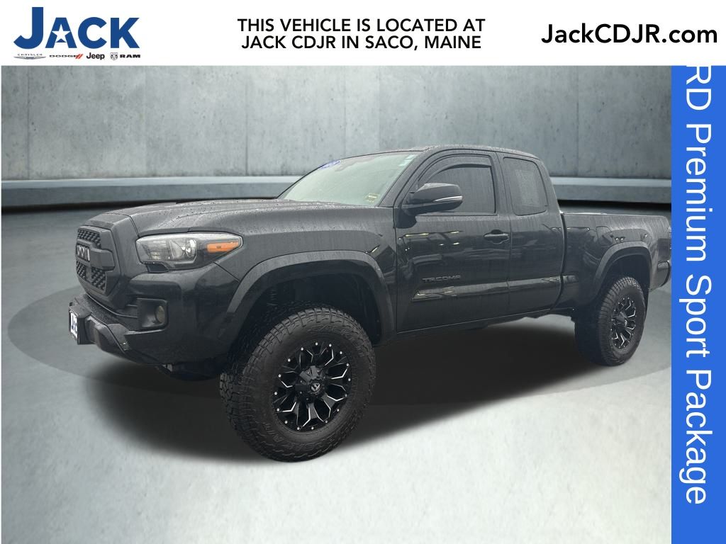 2018 Toyota Tacoma TRD Sport's photo