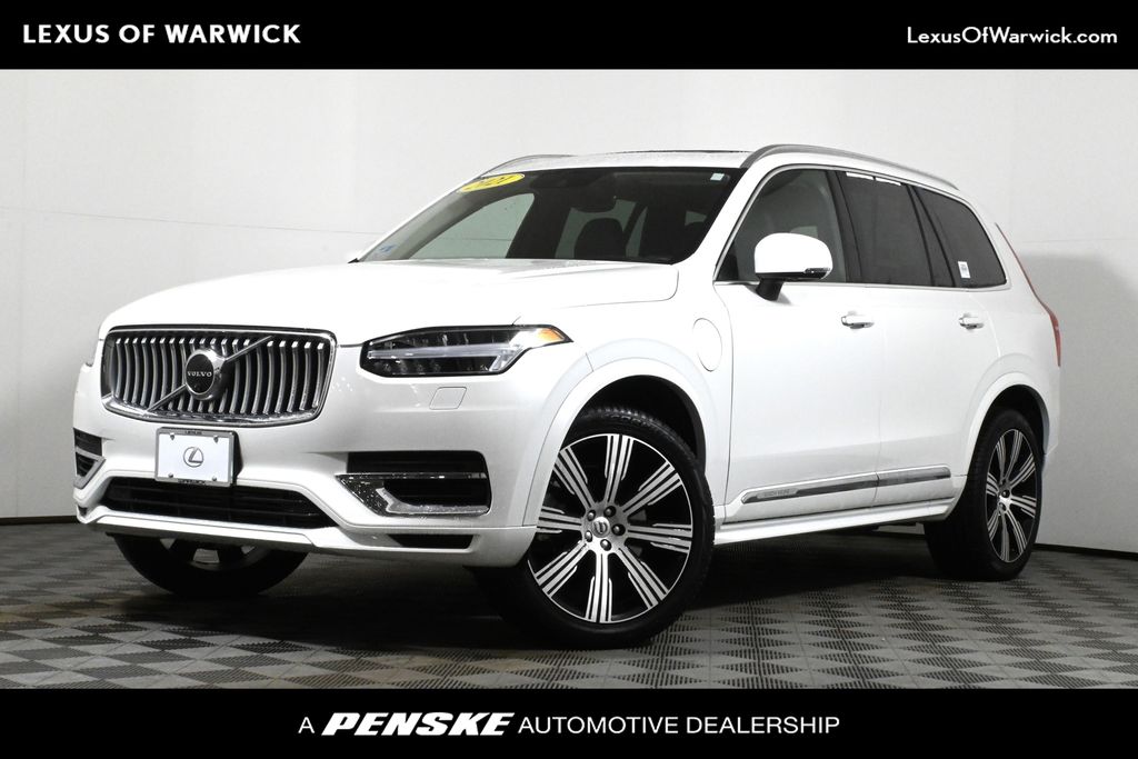 2021 Volvo XC90 T8 Inscription -
                Warwick, RI