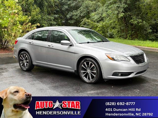 2014 CHRYSLER 200