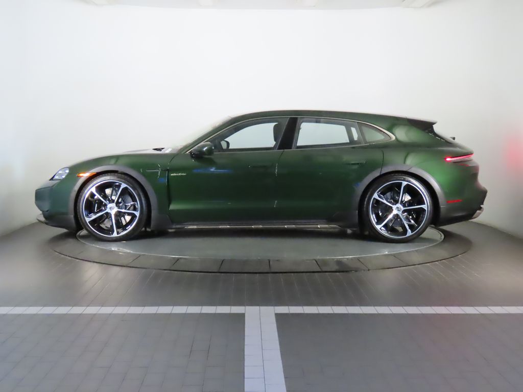 Thumbnail: 2025 Porsche Taycan - 2