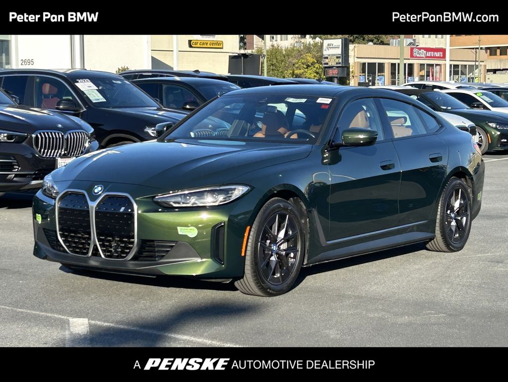 Thumbnail: 2023 BMW i4 - 1