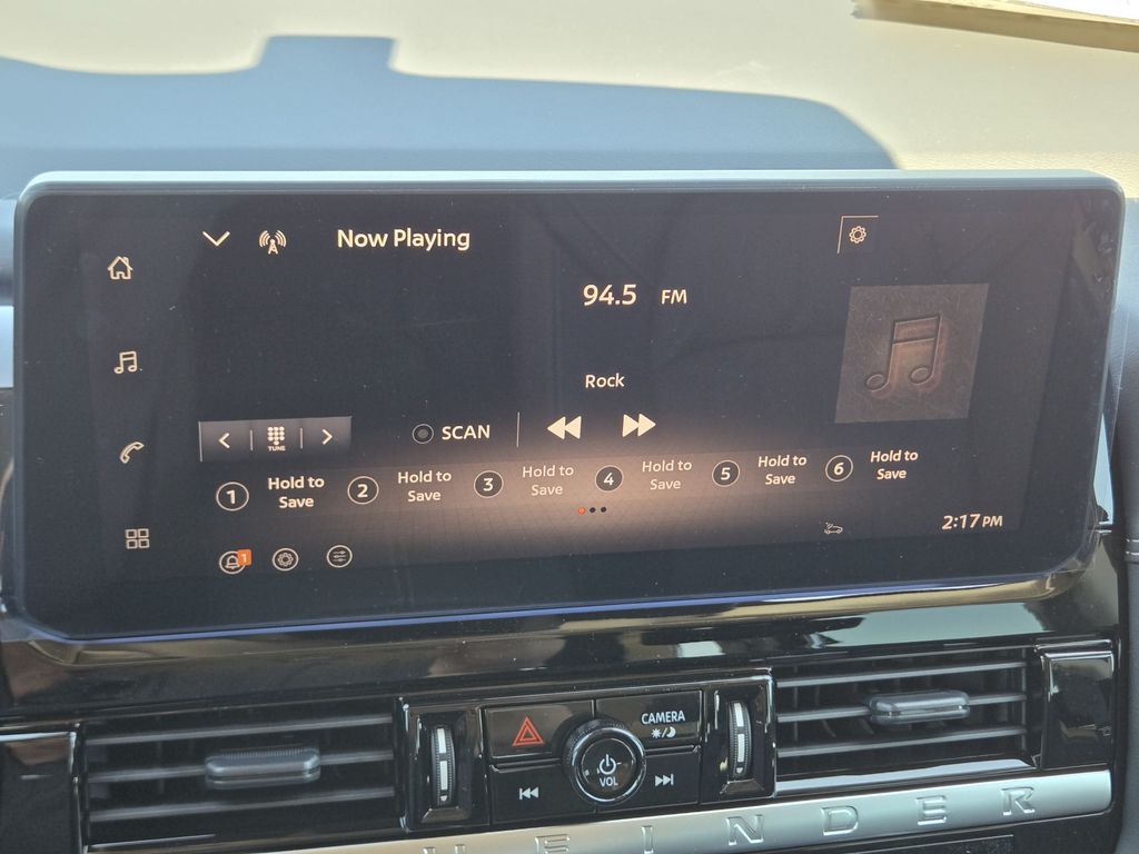 2026 Nissan Pathfinder Platinum - 11